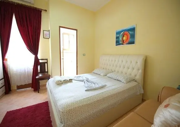 Deluxe Oda, Avlu Manzaralı