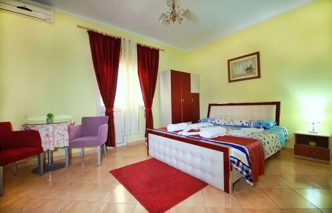 Deluxe Oda, Avlu Manzaralı