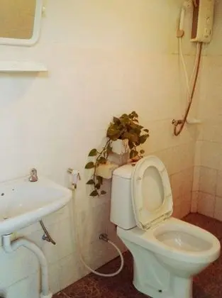 Basic Tek Büyük Yataklı Oda, Ortak Banyo (Air-condition)