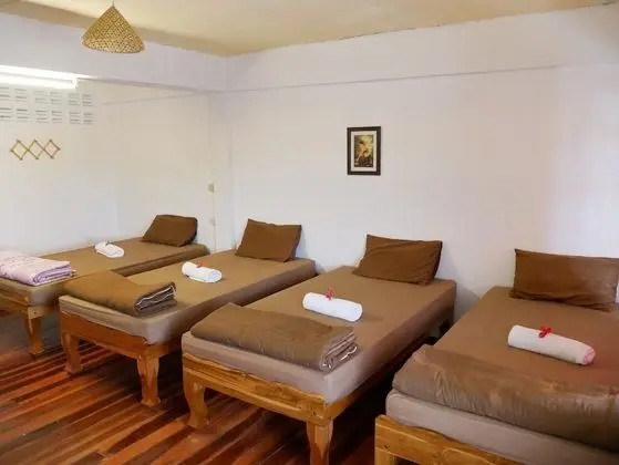 Female Dormitory with Shared Bathroom