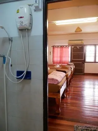 Female Dormitory with Shared Bathroom