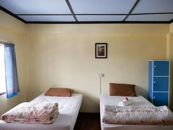 Male Dormitory with Shared Bathroom