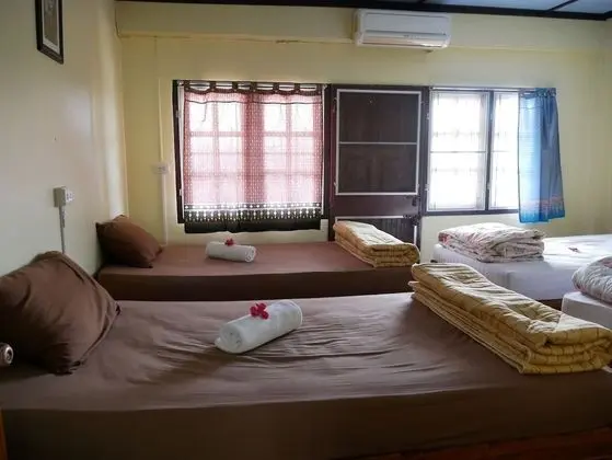 Male Dormitory with Shared Bathroom