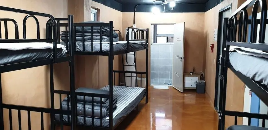 Ortak Ranzalı Oda, Sadece kadınlar için (2 people)