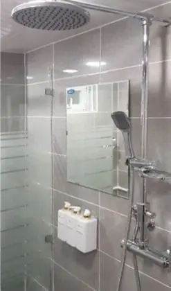 Ortak Ranzalı Oda, Sadece kadınlar için (2 people)