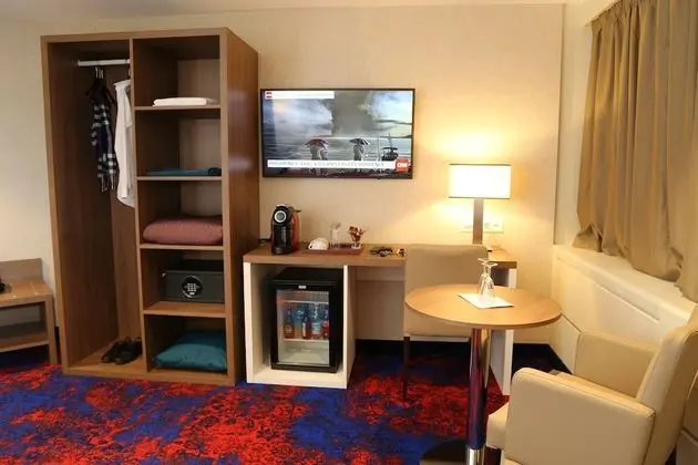 Tek Büyük Yataklı Oda, Teras