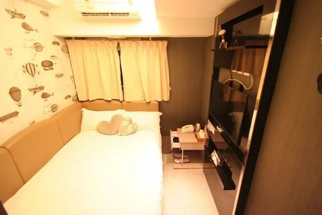 Standard Double Room, No Windows