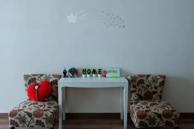 2 Bedrooms