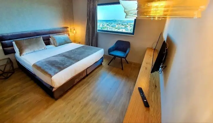 Standard Tek Büyük veya İki Ayrı Yataklı Oda