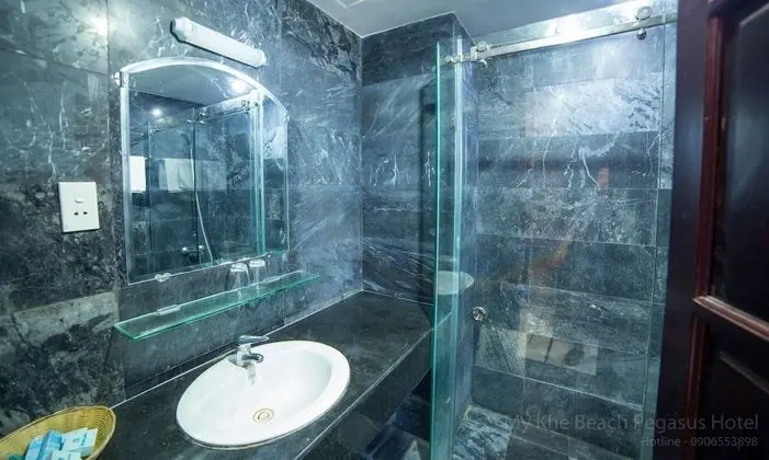 Senior Tek Büyük veya İki Ayrı Yataklı Oda, Deniz Manzaralı