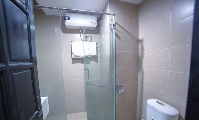 Senior Üç Kişilik Oda