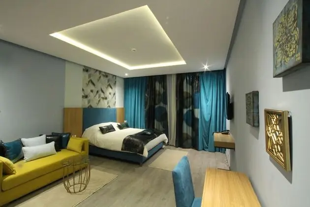 Deluxe Tek Büyük Yataklı Oda