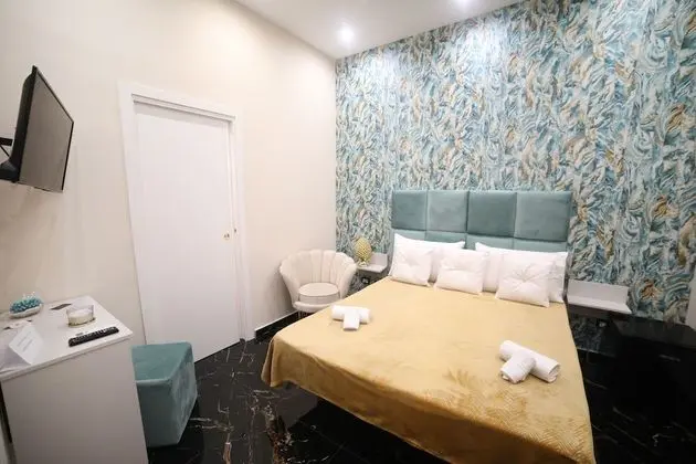 Deluxe Tek Büyük Yataklı Oda, 1 Yatak Odası, Avlu Manzaralı, Zemin Kat