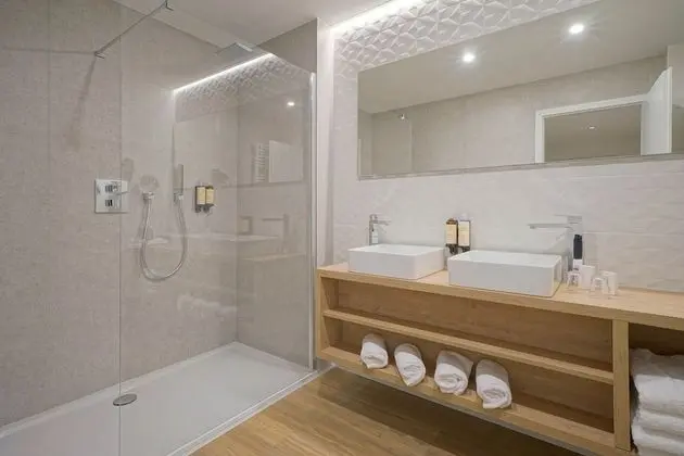 İki Ayrı Yataklı Oda, Teras