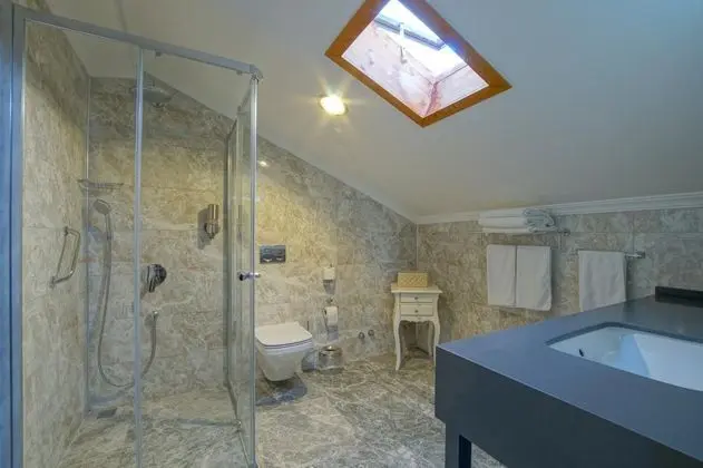 Çatı Katı Deluxe Oda, Deniz Manzaralı