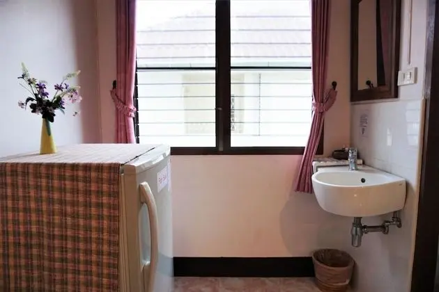 Standard Tek Büyük Yataklı Oda (with Air-con)