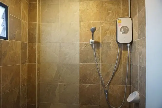 Standard Tek Büyük Yataklı Oda (with Air-con)