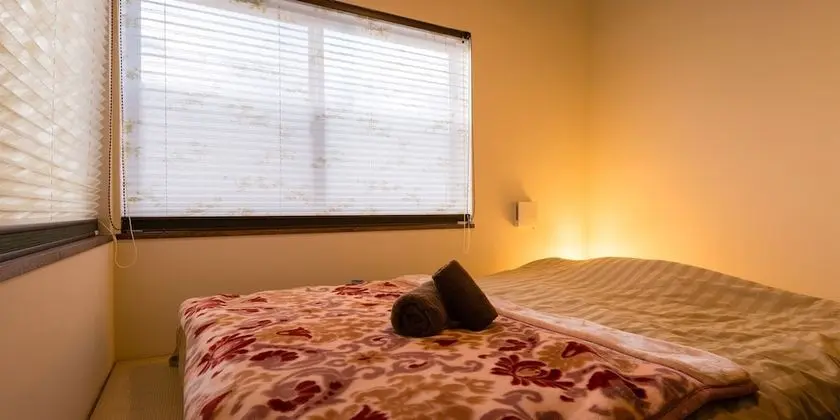 Ev (for 1 group, with island kitchen)