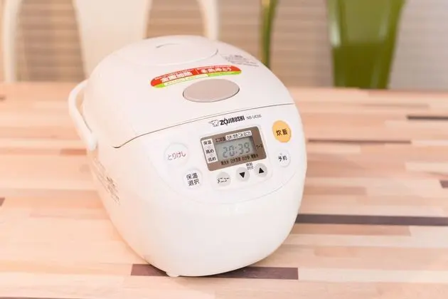 Ev (for 1 group, with island kitchen)