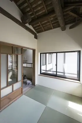 Ev (for 1 group, with island kitchen)