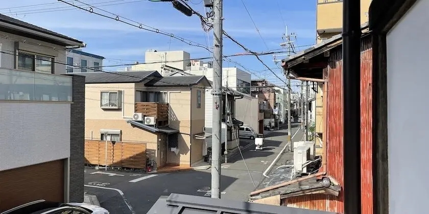 Ev (for 1 group, with island kitchen)