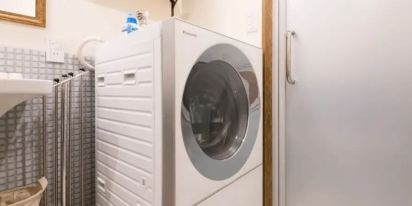 Ev (for 1 group, with island kitchen)