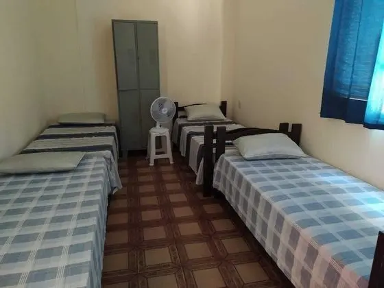 Ortak Ranzalı Oda (para 4 pessoas)