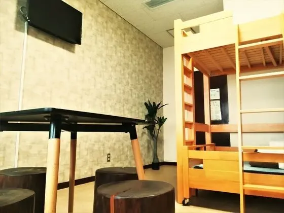 Dört Kişilik Oda, Özel Banyo, Deniz Manzaralı