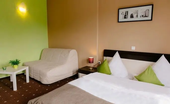 Comfort Tek Büyük Yataklı Oda