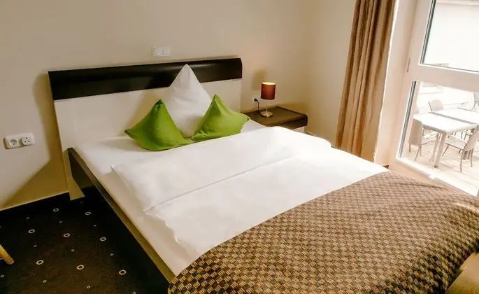 Family Oda (for 3 people)