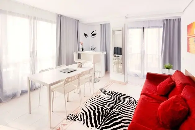 Comfort Apart Daire, 2 Yatak Odası, Mutfak, Plaj Manzaralı