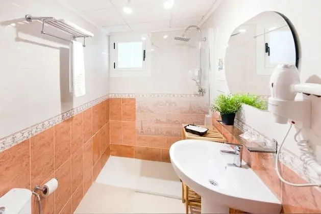 Comfort Apart Daire, 2 Yatak Odası, Mutfak, Plaj Manzaralı