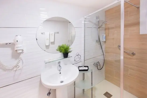 Comfort Apart Daire, 2 Yatak Odası, Mutfak, Plaj Manzaralı