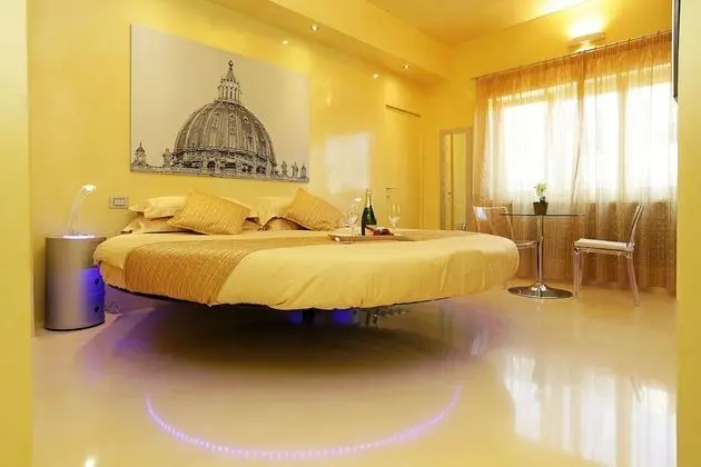 Tek Büyük Yataklı Oda