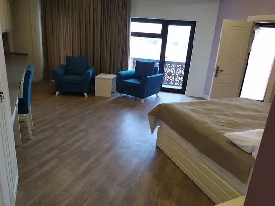 Superior Tek Büyük Yataklı Oda, Bahçe Manzaralı