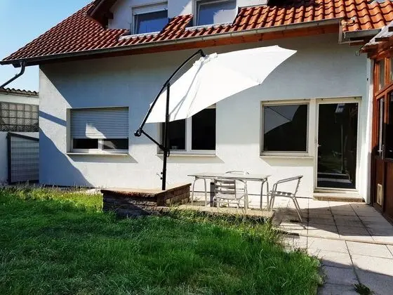 Daire, Teras, Bahçe Manzaralı (1)