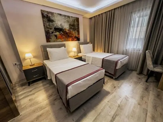 Twin, Manzarasız