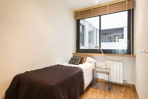 Executive Apart Daire, 3 Yatak Odası, Balkon (Prats de Molló, 18)