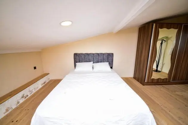 Taş Ev Suit, Bahçe Manzaralı, Verandalı