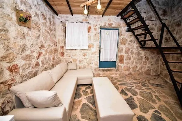 Taş Ev Suit, Bahçe Manzaralı, Verandalı