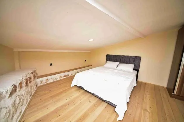 Taş Ev Suit, Bahçe Manzaralı, Verandalı