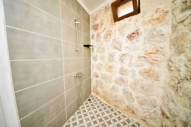 Taş Ev Suit, Bahçe Manzaralı, Verandalı