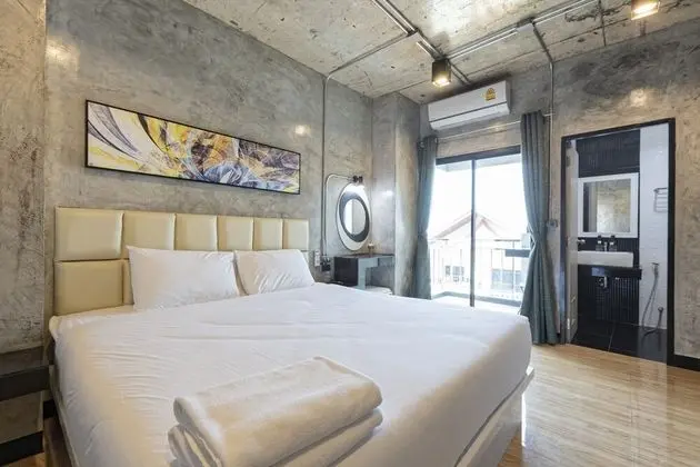 Comfort Tek Büyük Yataklı Oda