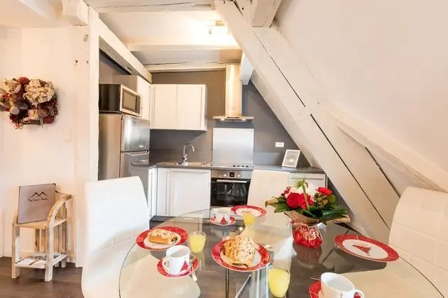 Apart Daire, Banyolu/Duşlu (Christmas Apartment)