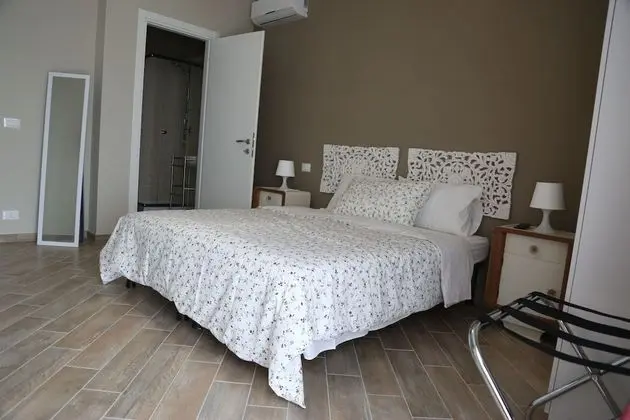 Tek Büyük veya İki Ayrı Yataklı Oda, Balkon