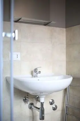 Tek Büyük veya İki Ayrı Yataklı Oda, Balkon