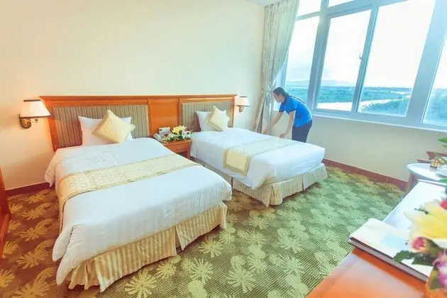 Deluxe Tek Büyük Yataklı Oda, Nehir Manzaralı