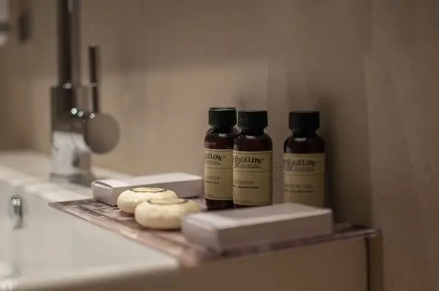 Classic Tek Büyük Yataklı Oda