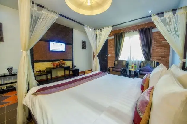 Deluxe Tek Büyük Yataklı Oda, Balkon (Free Round Trip Airport Transfer)