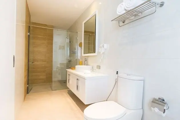 Deluxe Tek Büyük Yataklı Oda